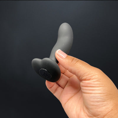 Black heart anal plug